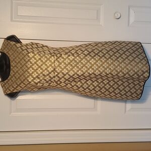 Diane Von Furstenberg | Gold Lame Floral Pattern Darted Sheath Dress Sz 6